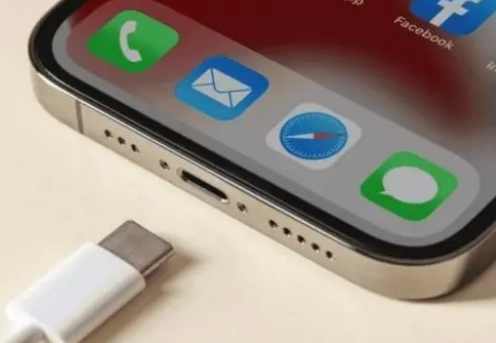 博罗苹果15维修分享iPhone15改USB-C接口后能和安卓用户互借充电器吗